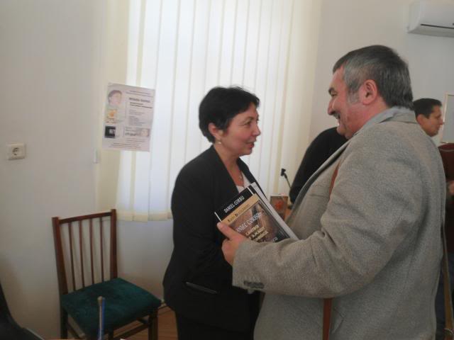 6 octombrie 2013, Miora Bahna- Aventura lecturii. Proză română contemporană. Florin Buciuleac - Chipuri 3-003_zpsdb801539