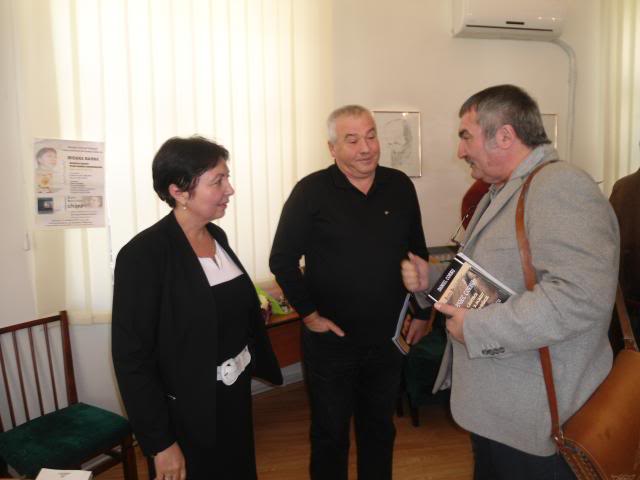 6 octombrie 2013, Miora Bahna- Aventura lecturii. Proză română contemporană. Florin Buciuleac - Chipuri 3-004_zpsfae35b36