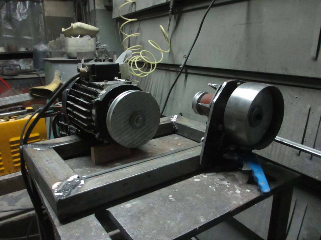 Belt grinder by n3m0 - WIP IMG_2901_zps356c7607