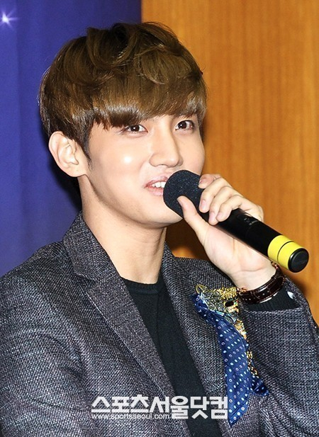 [16.01.2013] Conférence de presse pour "Moonlight Prince" 130116Moonlightprincepressconf13