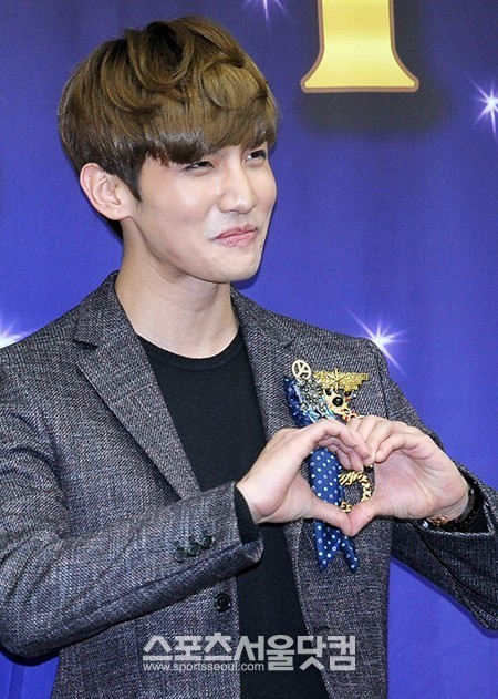 [16.01.2013] Conférence de presse pour "Moonlight Prince" 130116Moonlightprincepressconf15