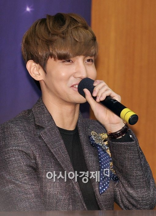 [16.01.2013] Conférence de presse pour "Moonlight Prince" 130116Moonlightprincepressconf92