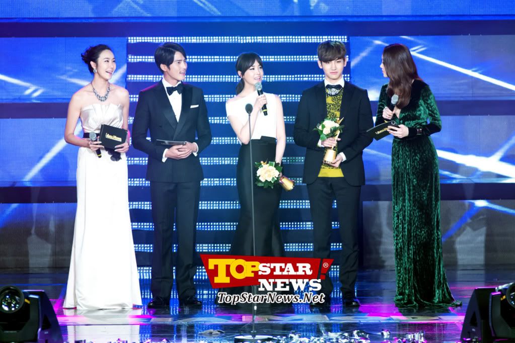 [15.01.2013] Asia Model Awards 2013 20130116155338_5978