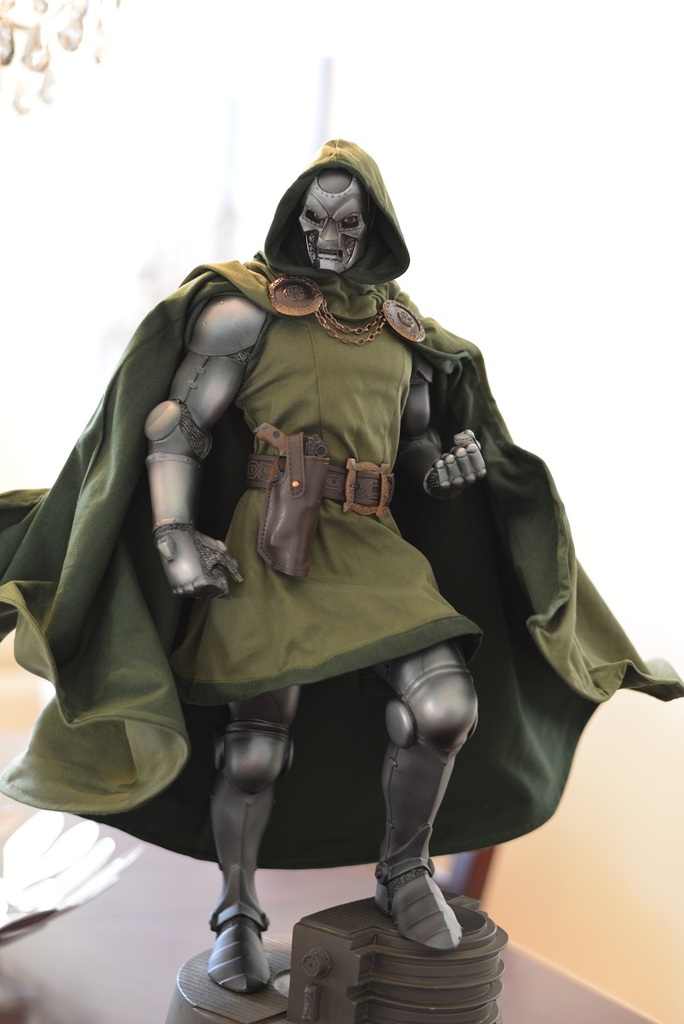  [Sideshow] Doctor Doom | Premium Format - LANÇADO! DSC_1005p_zpscqjvbfif