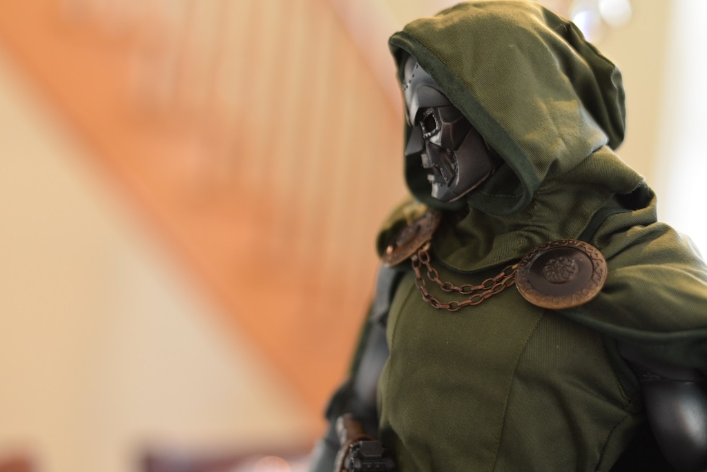  [Sideshow] Doctor Doom | Premium Format - LANÇADO! DSC_1006p_zps4wjpzose