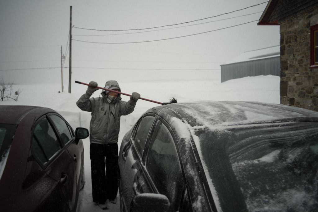 Les joies de l'hiver québécois... Ile%2073_zpsvopzoytl