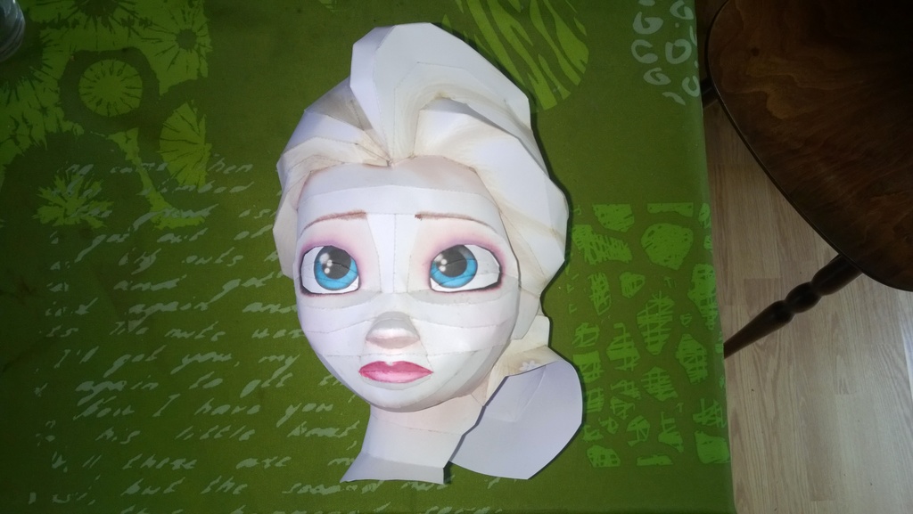 Buste Elsa Frozen by Juke fini Temporary_zpsfj1m1whe