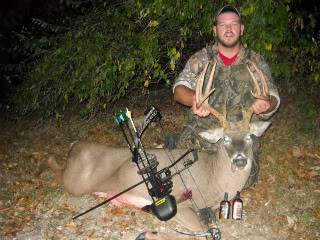 Southern Indiana bow kill Buck_2010