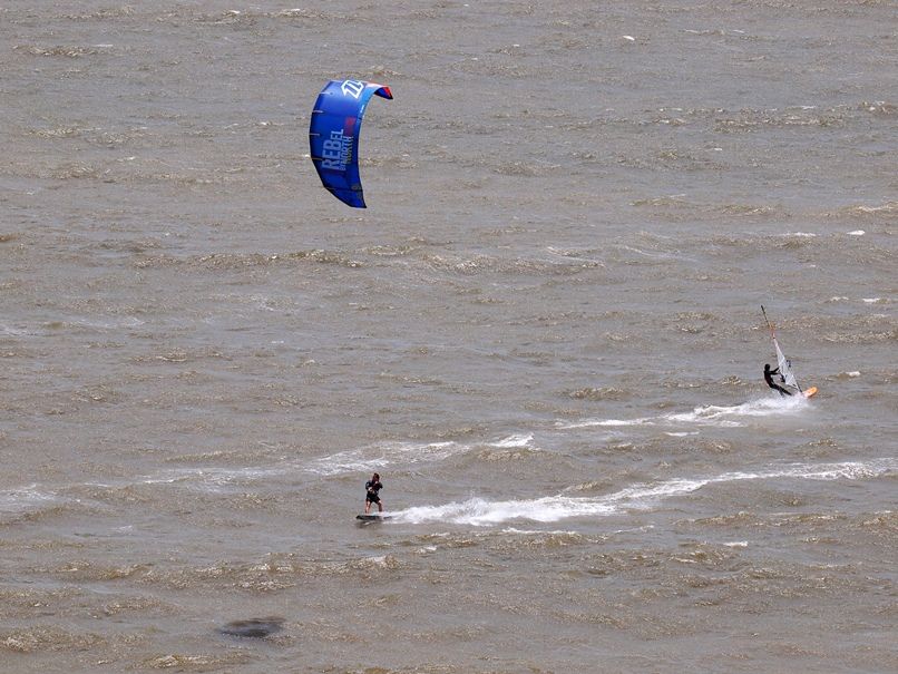 Vent et sport sur la baie!! P1012301