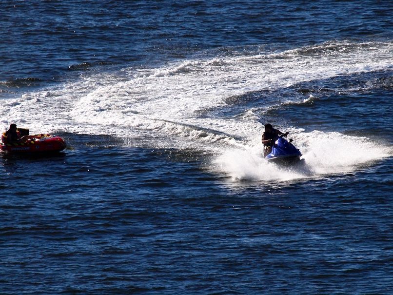 Jet ski en face!! P1102446