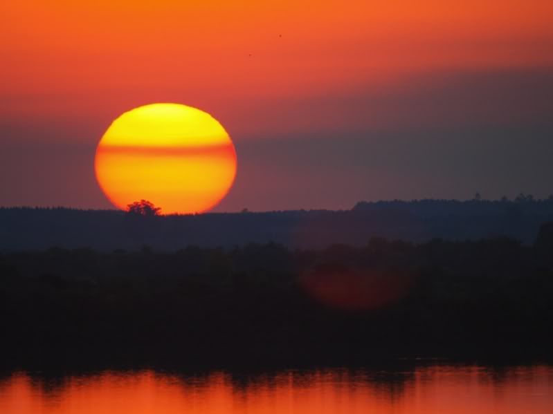 Encore un soleil qui se cache!! PA057356