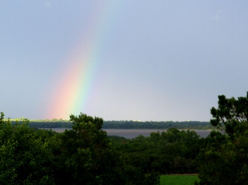 Nuages et arc en ciel XPC184784