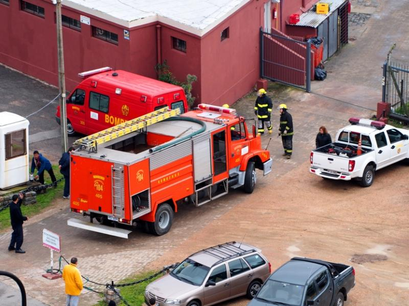 Les Pompiers au club de voille!! P8100011_zpsb5554e64