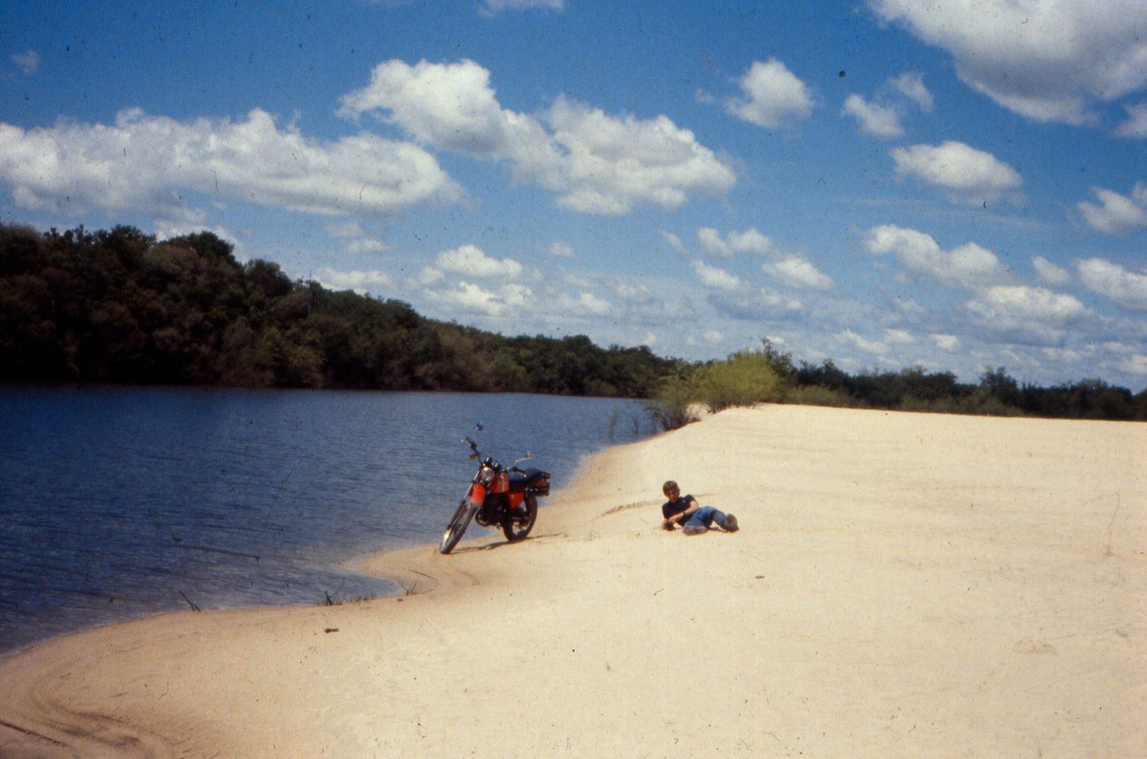 Sur le "Rio Negro" Slides%20eddy%20209_zpsbjizeqal