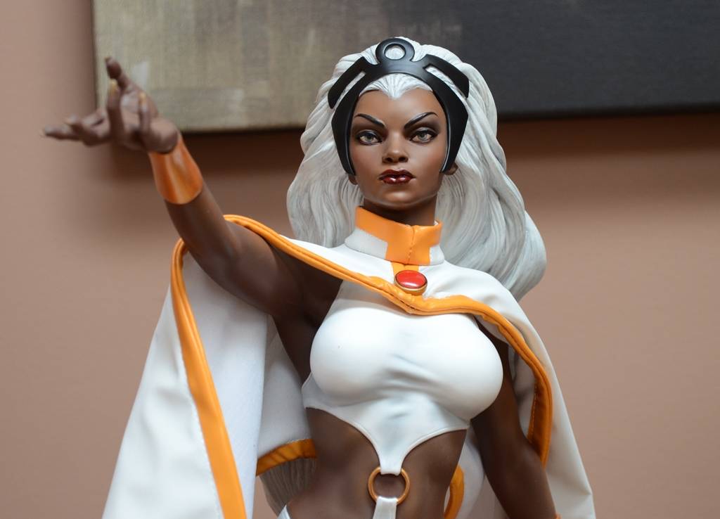 STORM 'WHITE COSTUME EDITION' Premium format - Page 2 Ws25