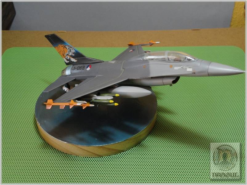 F-16 "Tigermeet" 1992 (1/72) F1_zps7898e7bd