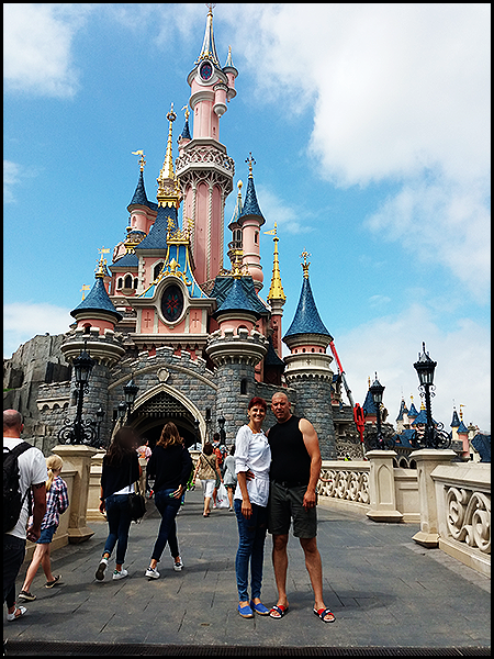 TR : Séjour suprise pour ma belle-famille du 08 au 10 août au Disneyland Hotel - Page 2 014_zpsdkcvcevo