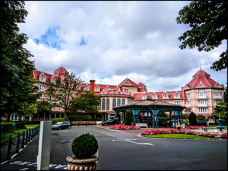 belle - TR : Séjour suprise pour ma belle-famille du 08 au 10 août au Disneyland Hotel 01_zps7pz9im7a