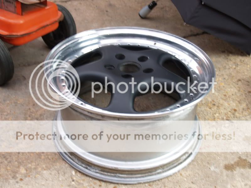 rh wheel refurb P8020416