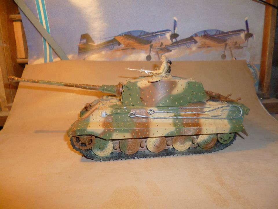 MT: Esos modelos que cambiaron de dueño. King Tiger - Tamiya 1/35 486099_10151393813898281_715365400_n_zpsfc2f5fb3