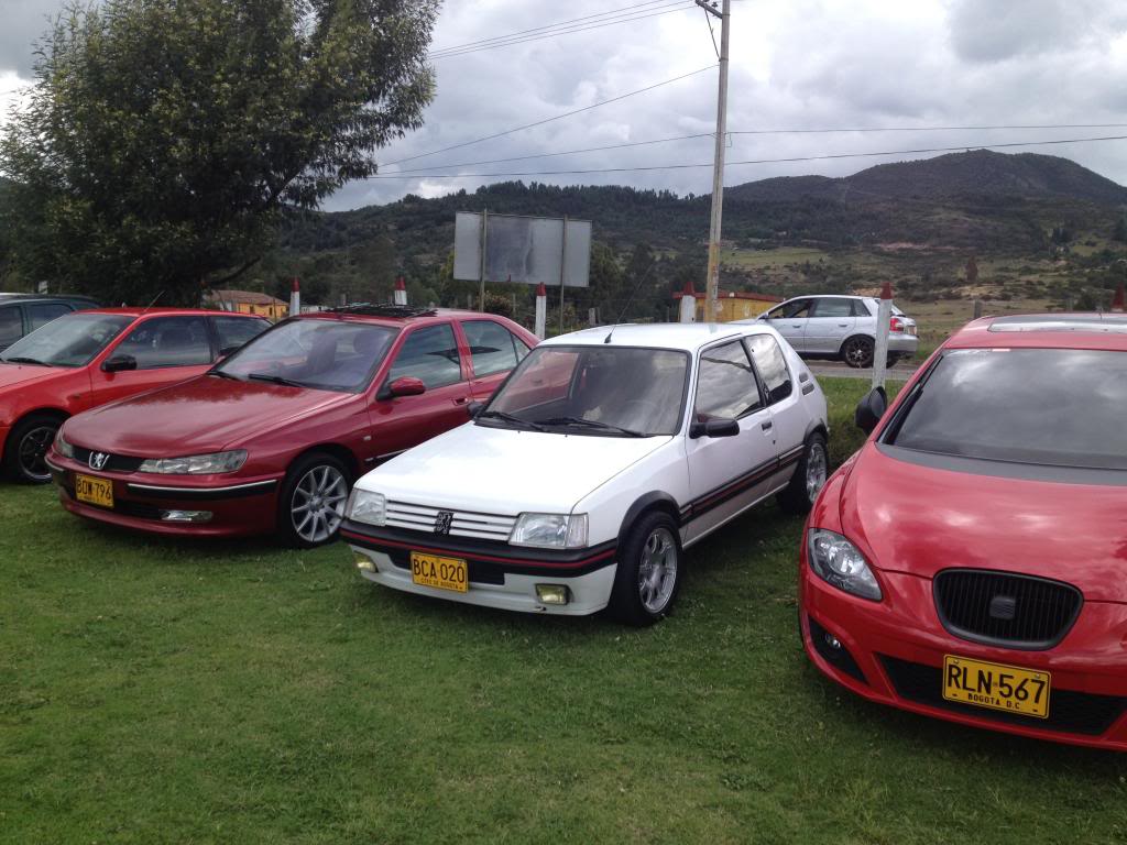 [Mercurio] 205 GTI 1.6 1992, Blanc Meije a Bogotá, Colombie - Page 4 IMG_1271_zps2a4159cb