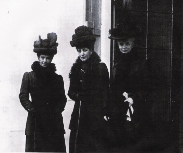 Alejandra y Eduardo VII - Página 4 Tress19131