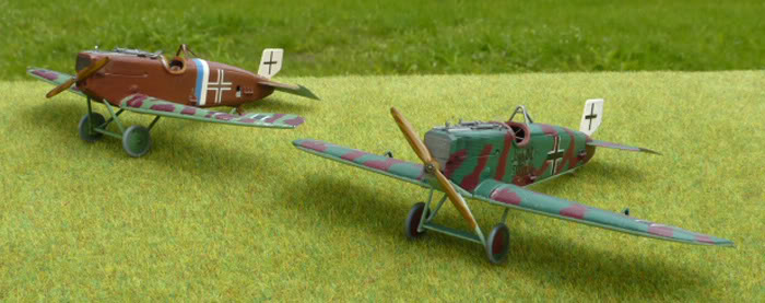 JUNKERS D. 1 version courte [Roden] 1/72  (jud1) - Page 2 P1000968