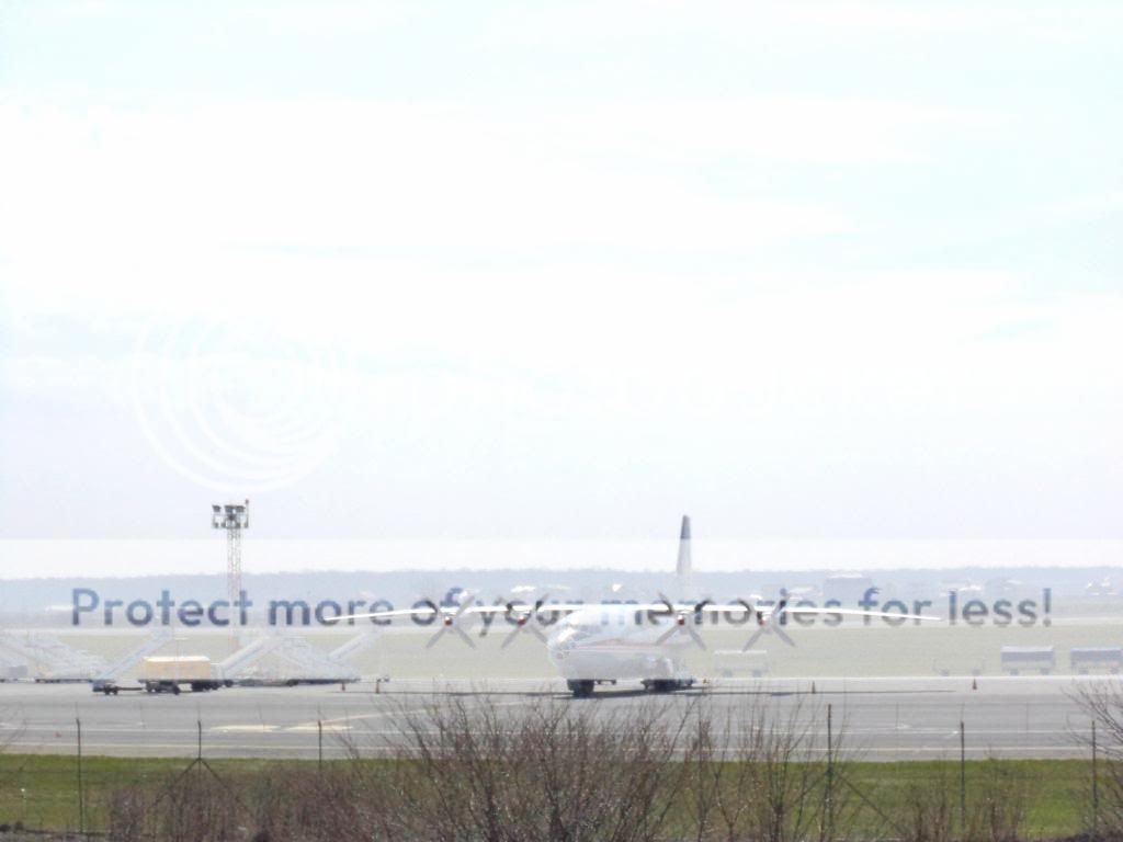 Aeroportul Bucuresti (Henri Coanda/Otopeni) - Aprilie 2013 12_zpsa50603a9