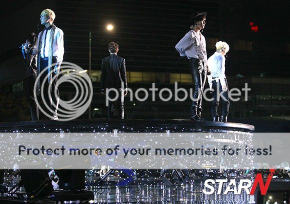 [INFO/061013] SHINee conquista el escenario en el Gangnam Hallyu Festival Shinee3_zpsc9a84ad3