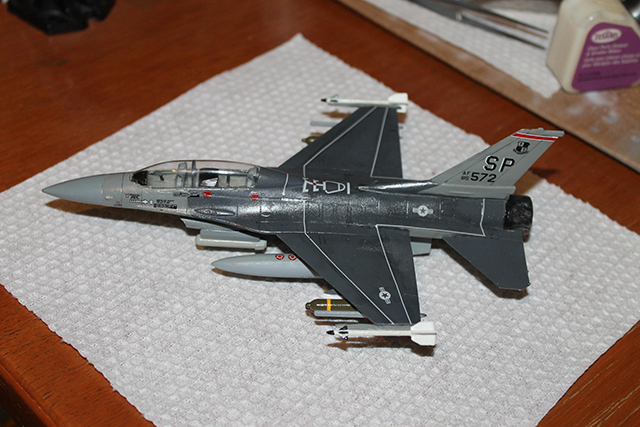 F-16D Night Falcon de Italeri, escala 1/72. Halcon4_zpsnodweefu