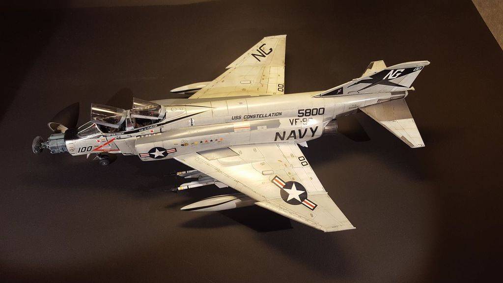 F-4J Showtime 100,Hasegawa 1/48 15800585_10154446556506137_5130210658790606651_o_zpsswevhipq