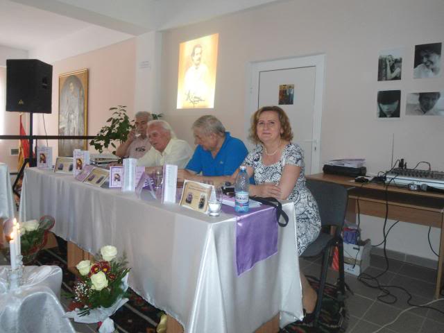 15 iunie 2013- Ruginoasa- Poeţii şi cărţile lor- Horia Zilieru şi Emilian Marcu - prezentare de carte Marian Malciu 3-004_zpsbb663add