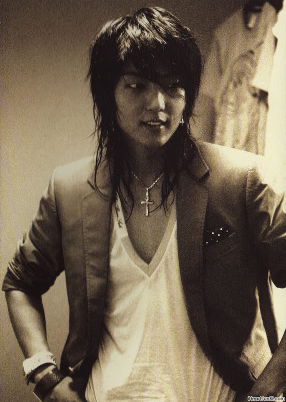 Lee Jun-Ki ^^ Scan-005