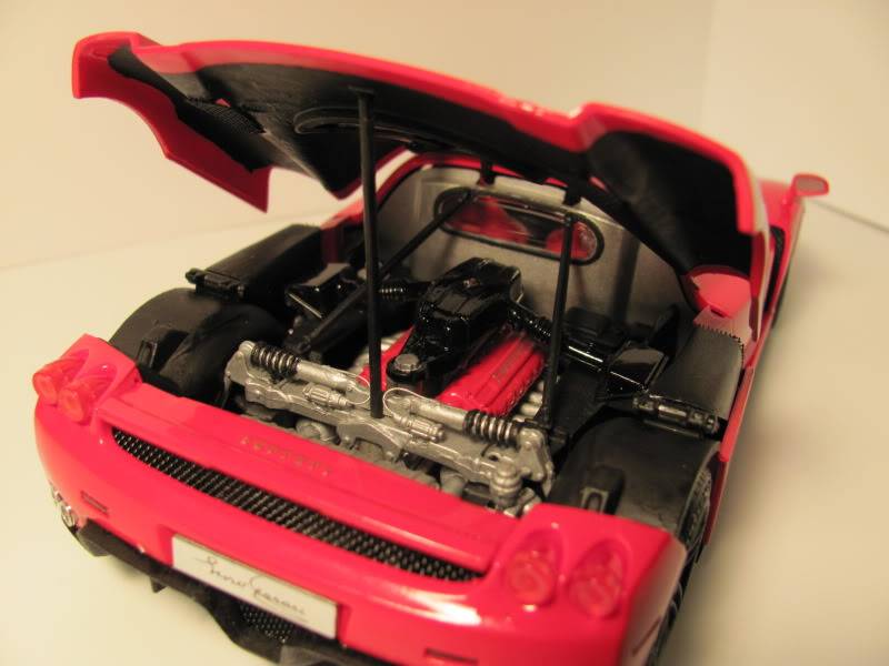 Ferrari Enzo 1/24 - Page 4 FerrariEnzo050