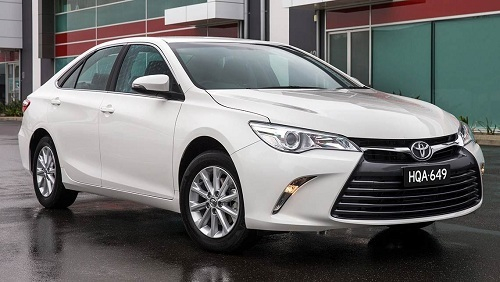 Thành công ngoài sức tưởng tượng của Toyota năm 2015 Toyota-camry-dong-xe-noi-tieng-cao-cap_zpsoebfo8uq