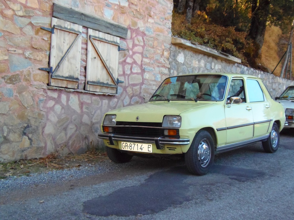 III CONCENTRACIÓN NACIONAL "RENAULT SIETE-7 EN GRANADA" PA300096_zpsatthlz36