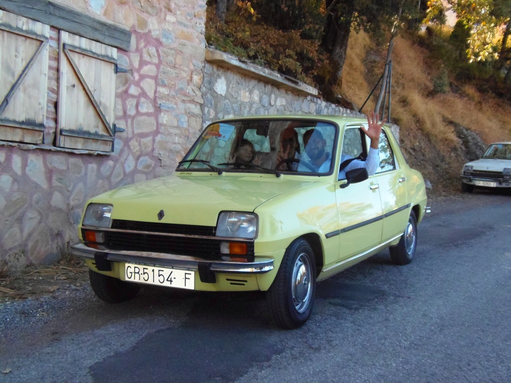 III CONCENTRACIÓN NACIONAL "RENAULT SIETE-7 EN GRANADA" PA300101_zpsn2iwagav