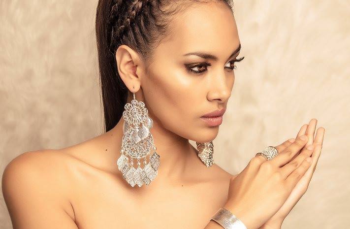 Miss International Perú 2016 Danea Panta - Página 3 1010539_700493696636386_731757346_n_zpsvcg2yxbq