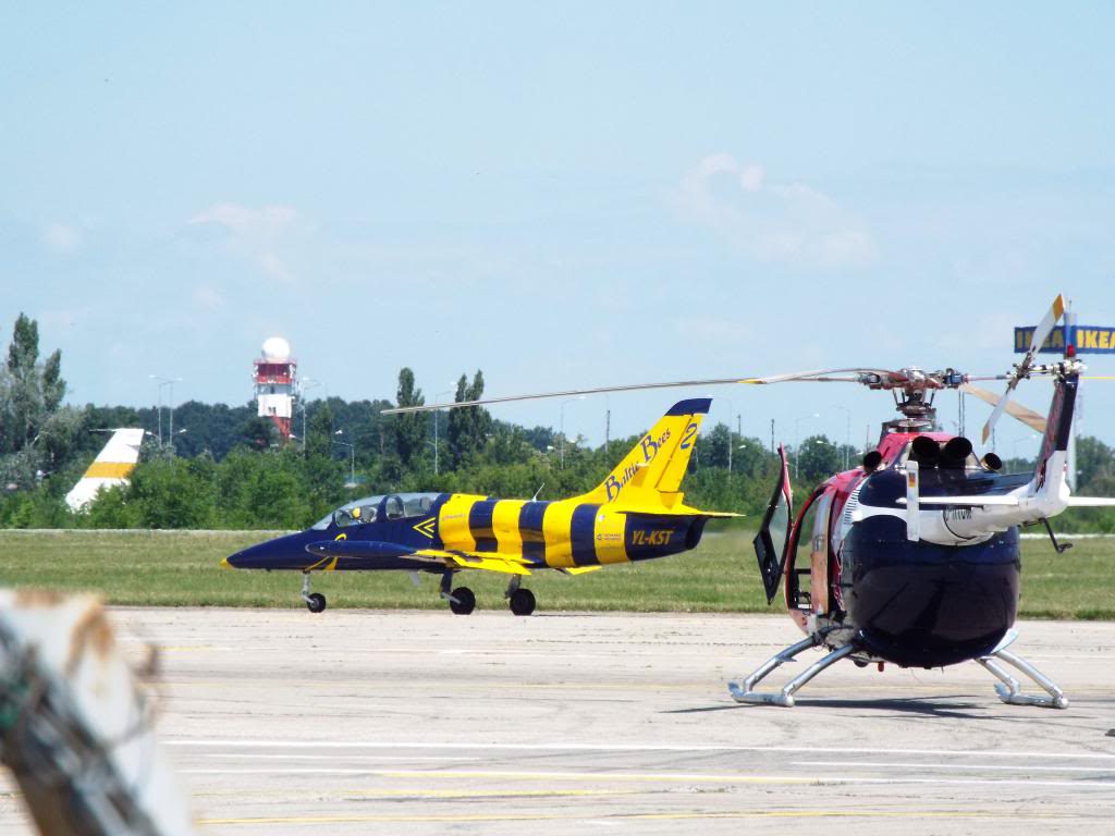 BUCHAREST INTERNATIONAL AIR SHOW BIAS 2014 68_zps4ede612a