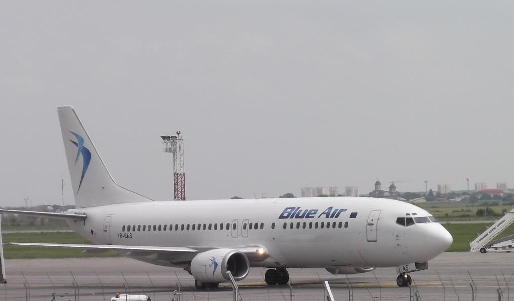 Aeroportul Bucuresti - Henri Coanda / Otopeni (OTP / LROP) -  Iunie 2014   YR-BAS_zpsb7bf059d