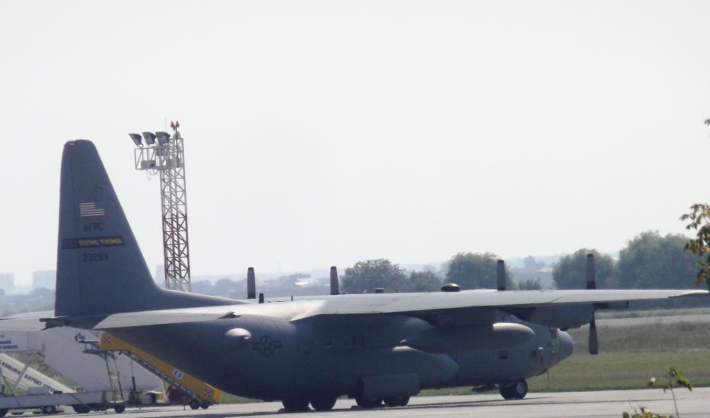 Aeroportul Bucuresti - Henri Coanda / Otopeni (OTP / LROP) - Septembrie 2014 23283_zpsdb6a854a