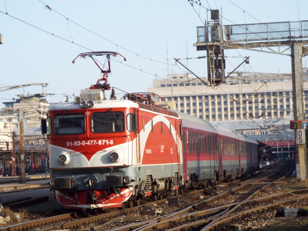  Locomotive clasa 47(476/477) aparţinând CFR Călători  - Pagina 2 671_1633_zps5m6i5sjp