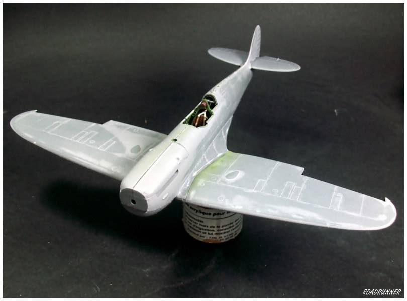 [Conversion Hasegawa] SPEED SPITFIRE 1/48 - Page 2 Type%20323-500%20ROADRUNNER%20blanc_zpss8ptzull