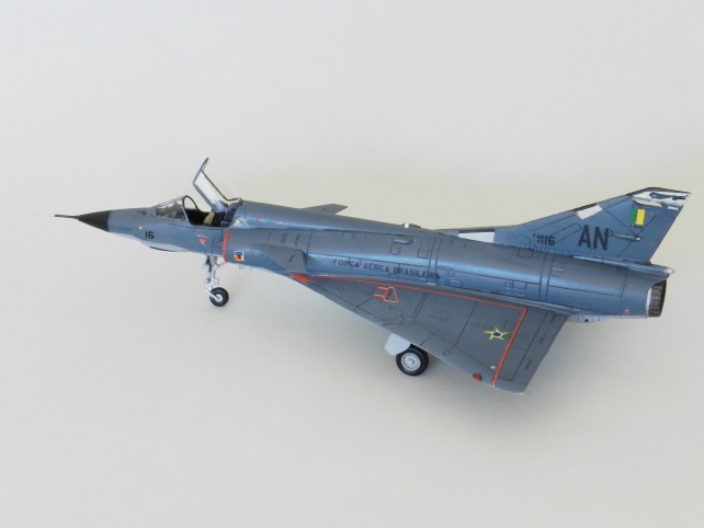 Mirage IIIEBR Bresilien au 1/72 maquette HPM, decales FCM DSCN9999s_zpsvbgx5z0d