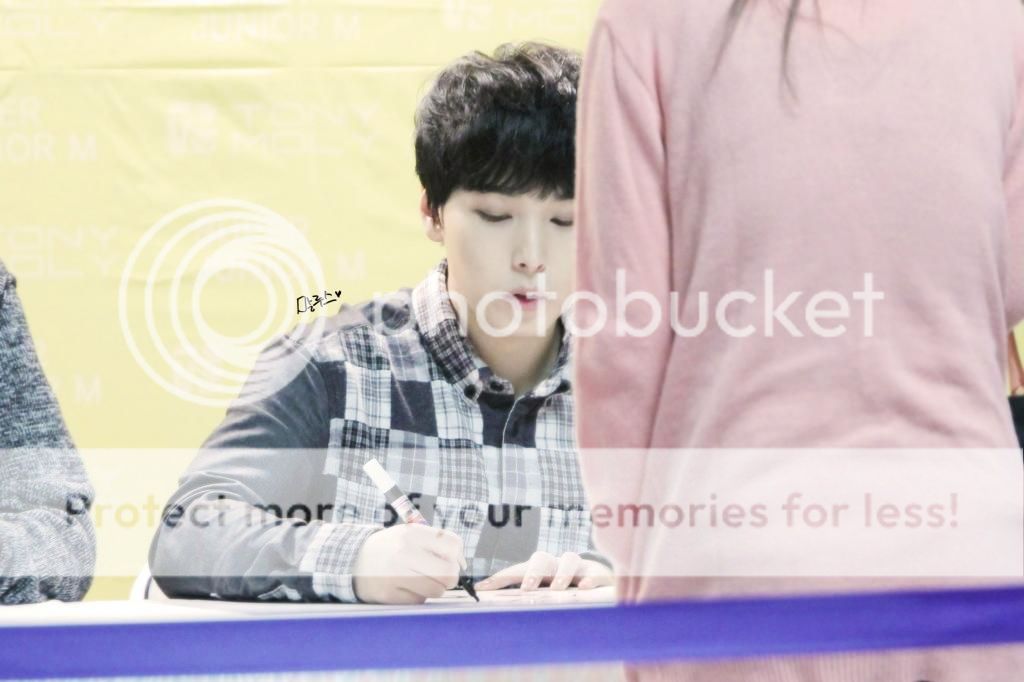 [141002]  TonyMoly Fansign event 141002Marloes3_zpsf2ff74e9