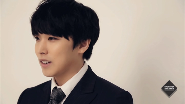 [141226] SJ 2015 Season Greetings DVD 141226sjgr-elf_ninida8_zps4543bae8