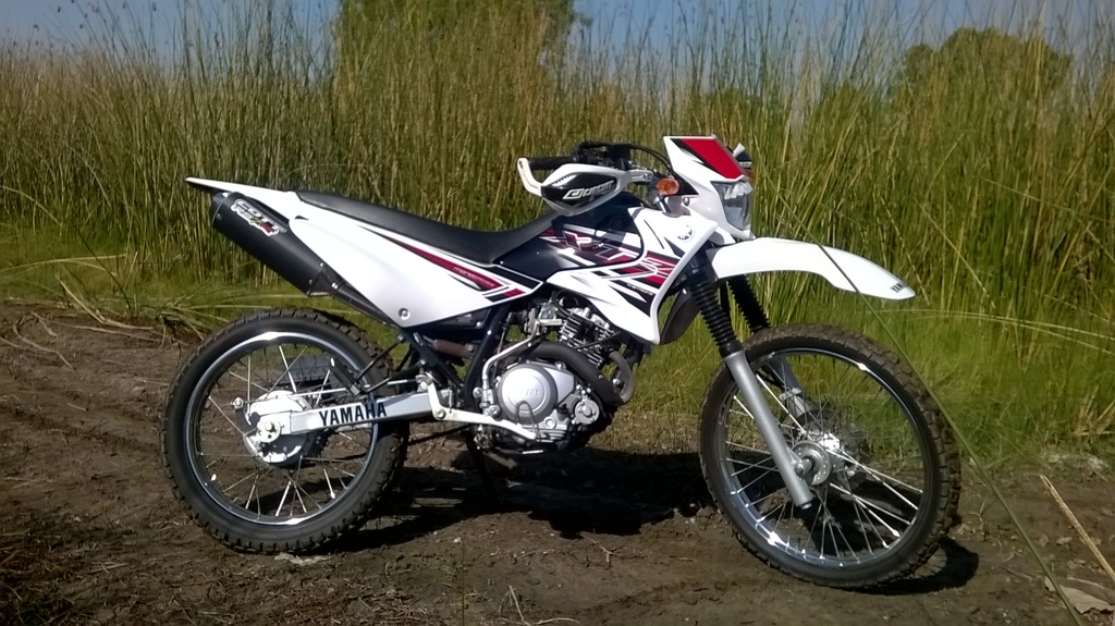 xtz 125 vuelta en chascomus WP_20150425_006_zpsi0eudjrv