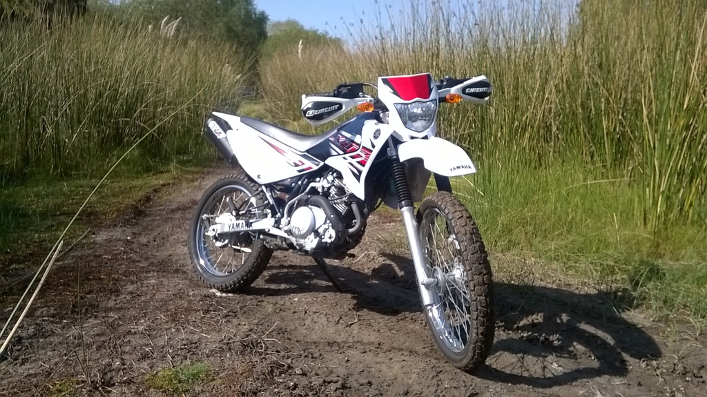 xtz 125 vuelta en chascomus WP_20150425_007_zpsvfn14bwo