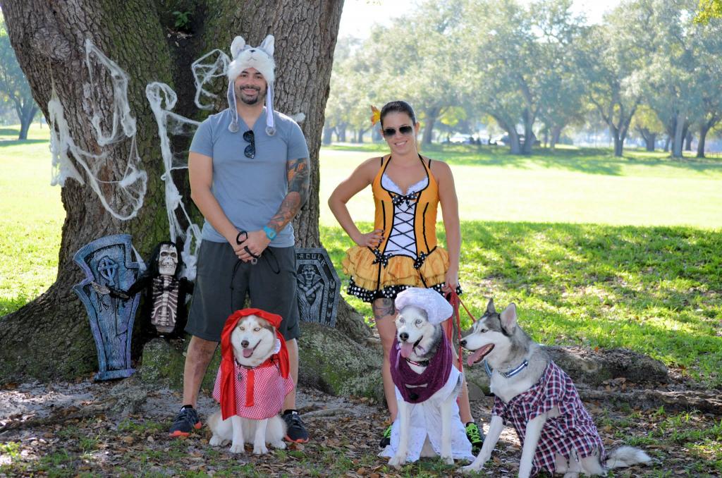 Little Red Riding Hood!! (Mya, Kody, & Asia rocked it!) HALLOWEEN PARTY!  Familypic2_zps97c4866a