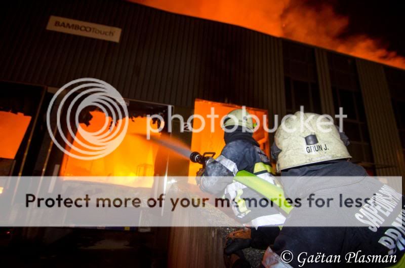 Important incendie à Braine l'Alleud (13/03/2014 + photos) DSC_2717